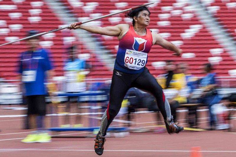 Erlinda Lavandia dominated the Singapore's Masters Athletics Meet 2019