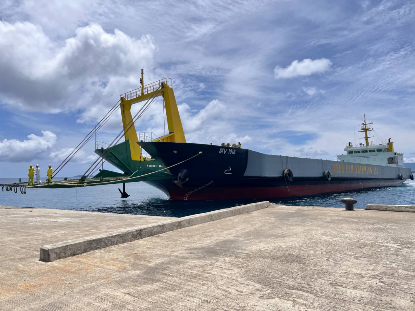 Seen Sam Shipping LCT Ferry boat